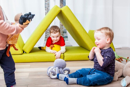 Kindersofa / Spielsofa - individuell anpassbar